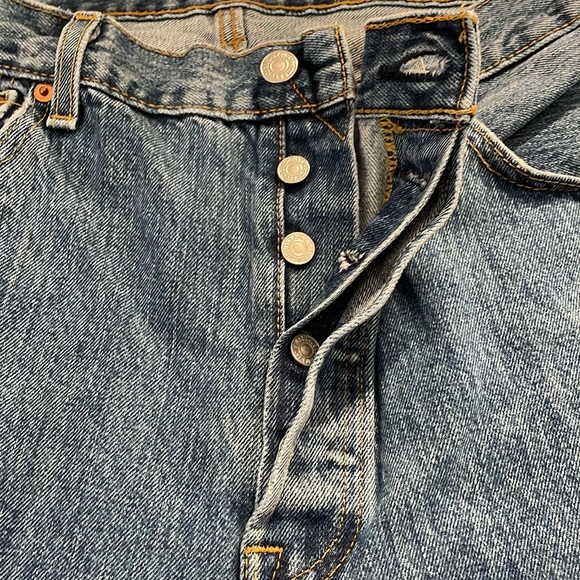 Vintage Levi 501 Red Tab Size 36 30 length Jeans - Picture 3 of 10